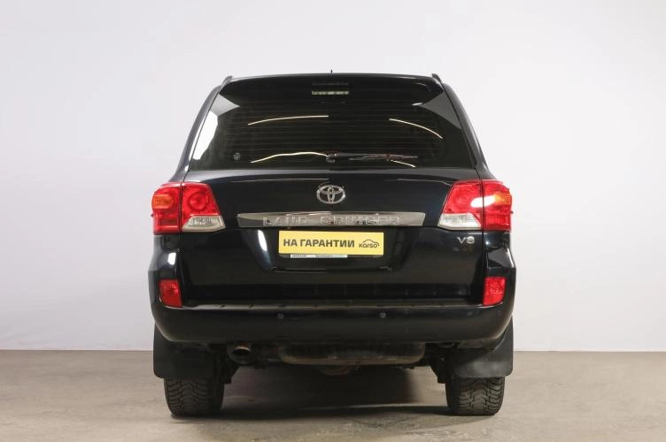 Toyota Land Cruiser 5 из 6