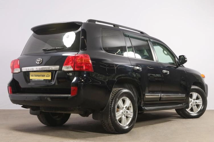 Toyota Land Cruiser 6 из 6