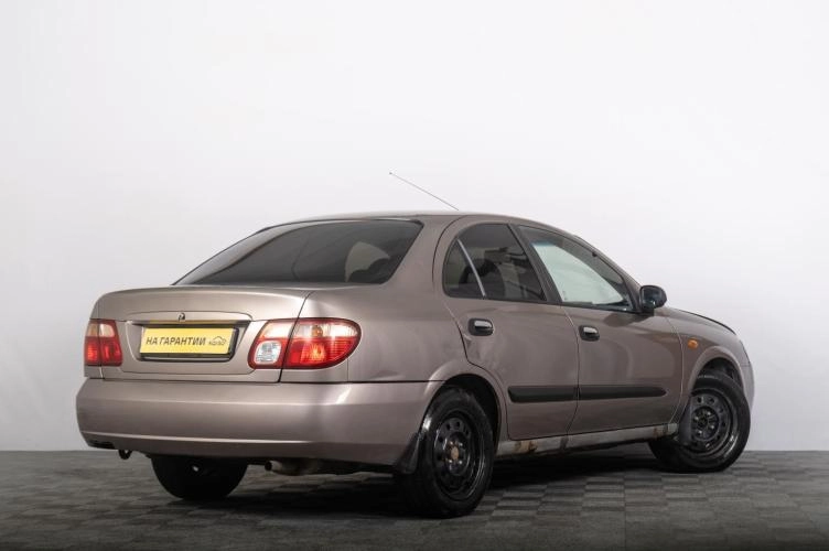 Nissan Almera 6 из 6