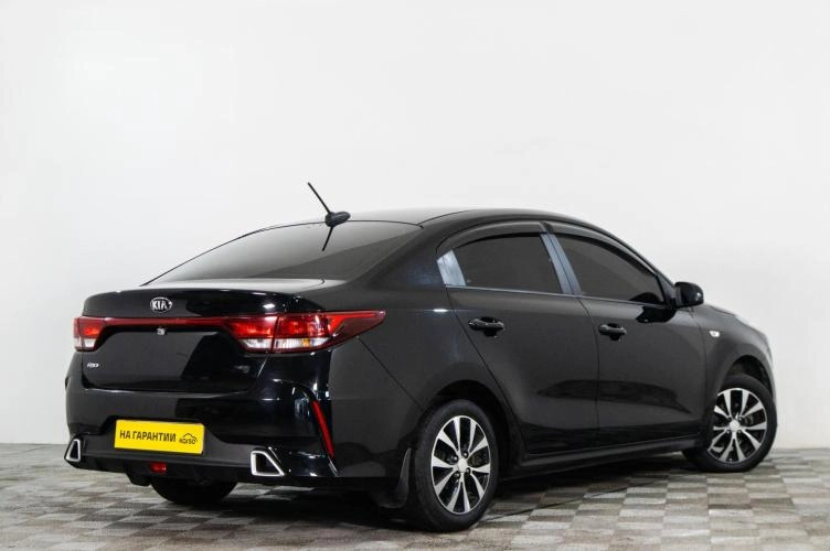 KIA Rio 4 из 6