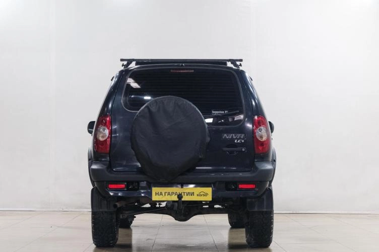 Chevrolet Niva 5 из 6
