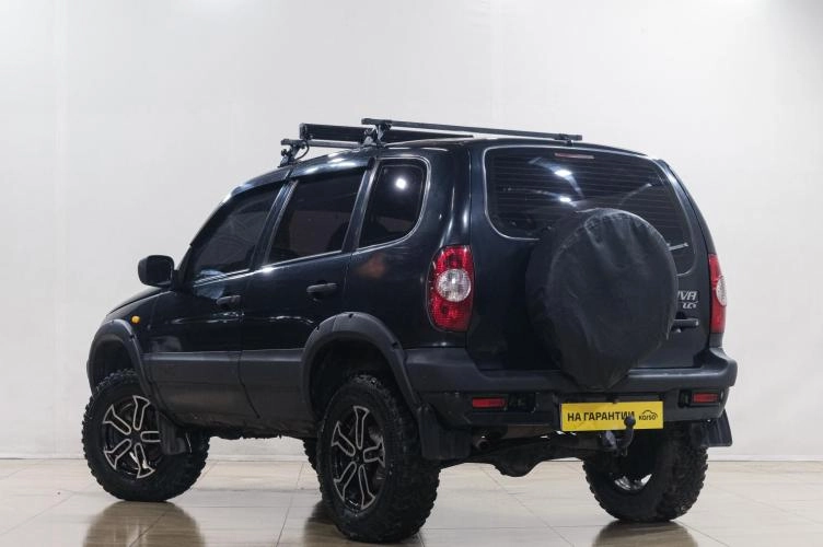 Chevrolet Niva 4 из 6