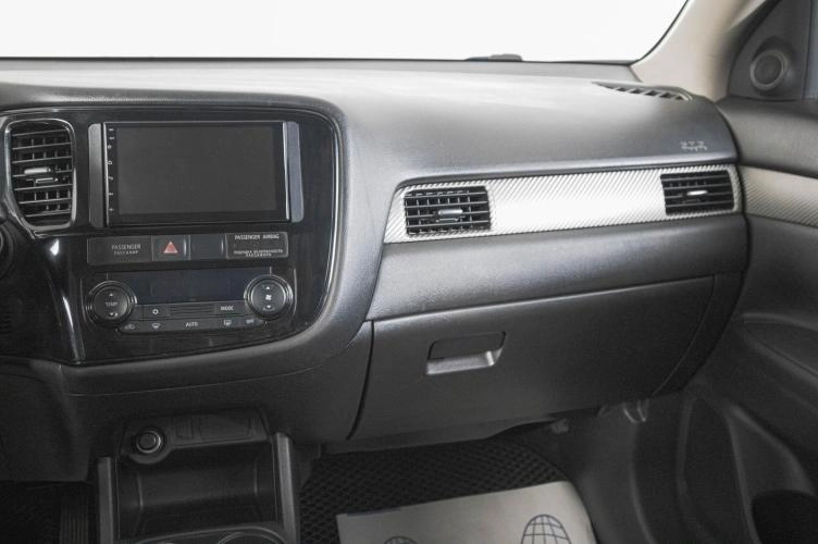 Mitsubishi Outlander 14 из 19