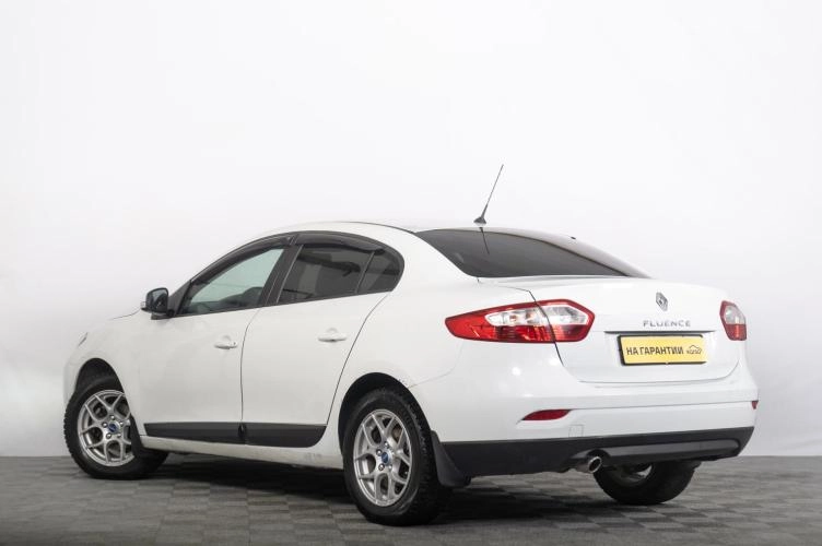 Renault Fluence 5 из 6