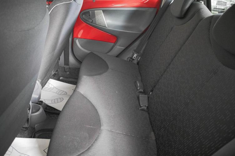 Peugeot 107 11 из 18