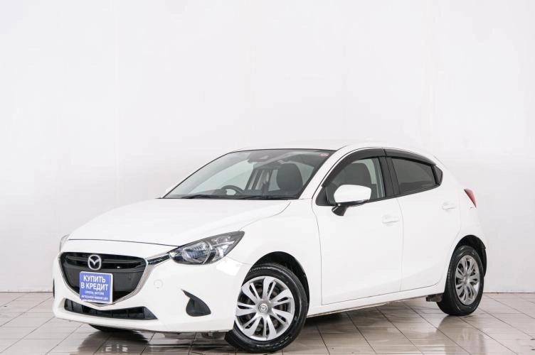 Mazda Demio 3 из 6