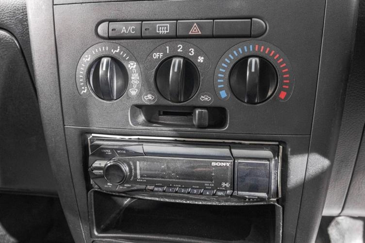 Daihatsu Mira 15 из 19