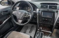 Toyota Camry 17 из 30