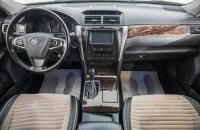 Toyota Camry 9 из 30