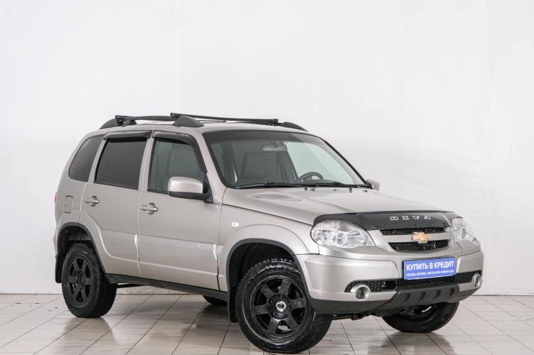 Chevrolet Niva 1 из 6