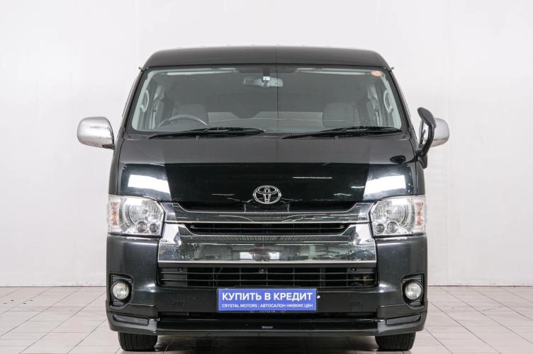Toyota Hiace 2 из 6
