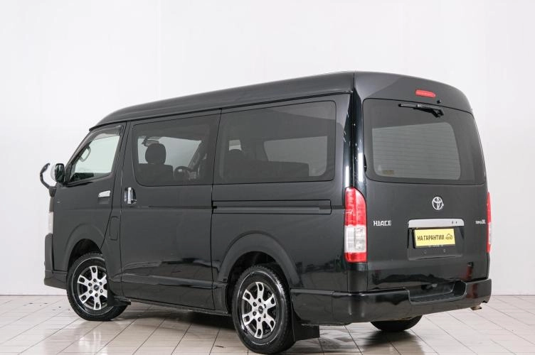 Toyota Hiace 4 из 6