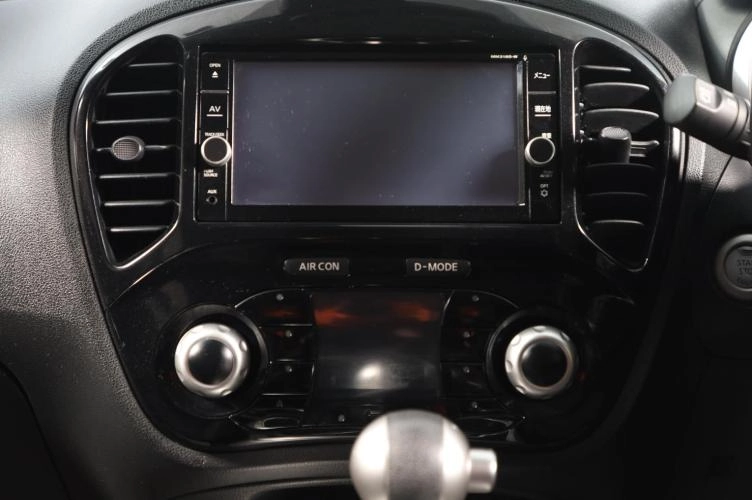 Nissan Juke 10 из 17