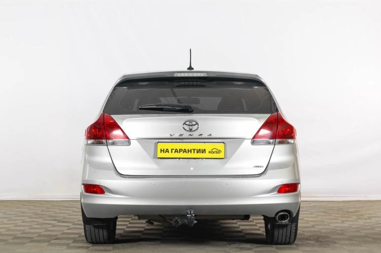 Toyota Venza 5 из 6