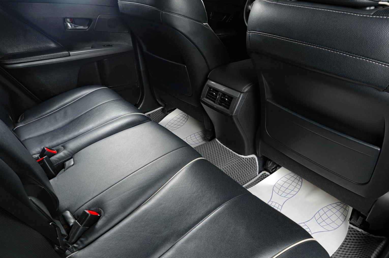Toyota Venza 9 из 21