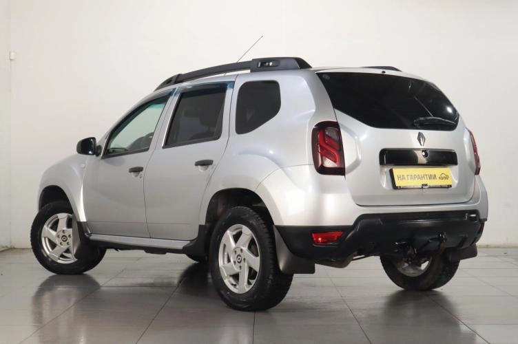 Renault Duster 4 из 6