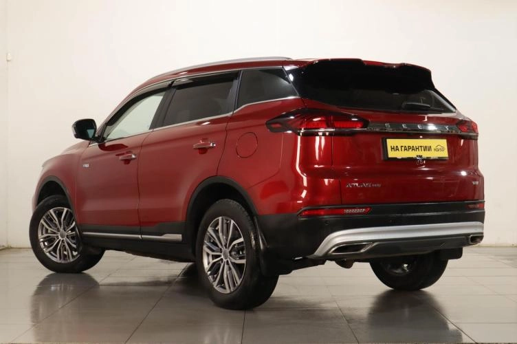 Geely Atlas Pro 4 из 6