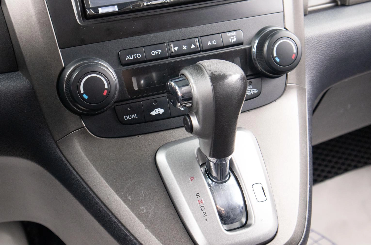 Honda CR-V 13 из 19