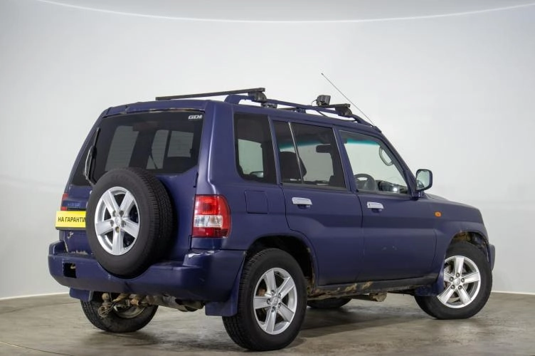 Mitsubishi Pajero iO 4 из 6