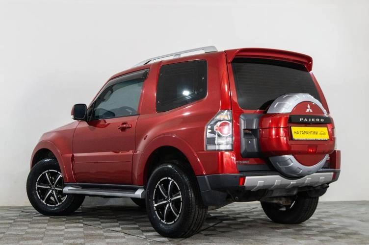 Mitsubishi Pajero 6 из 6