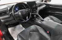 Toyota Camry 12 из 33