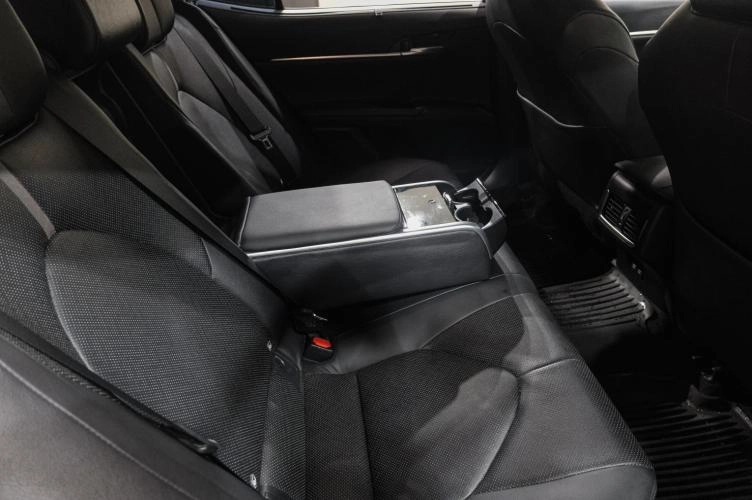 Toyota Camry 31 из 33