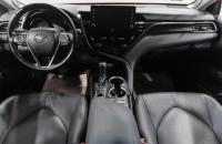 Toyota Camry 16 из 33