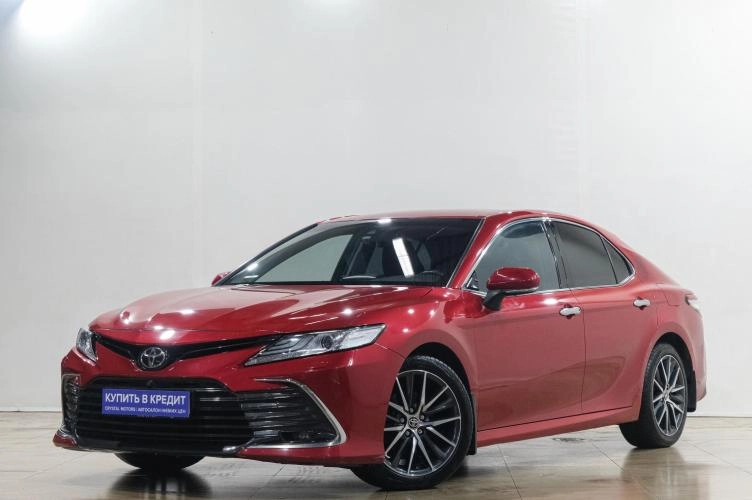 Toyota Camry 3 из 6