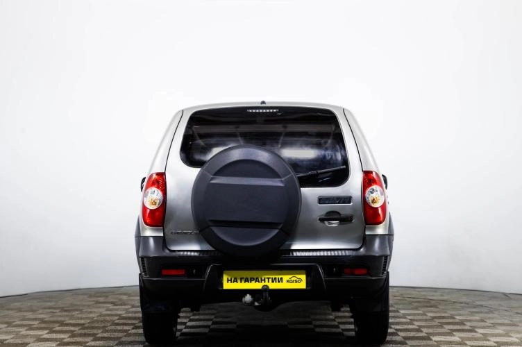 Chevrolet Niva 5 из 6