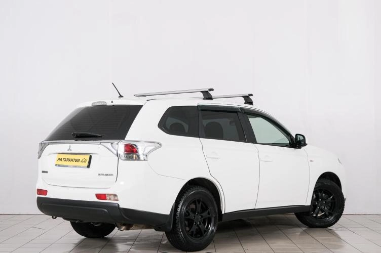 Mitsubishi Outlander 6 из 6