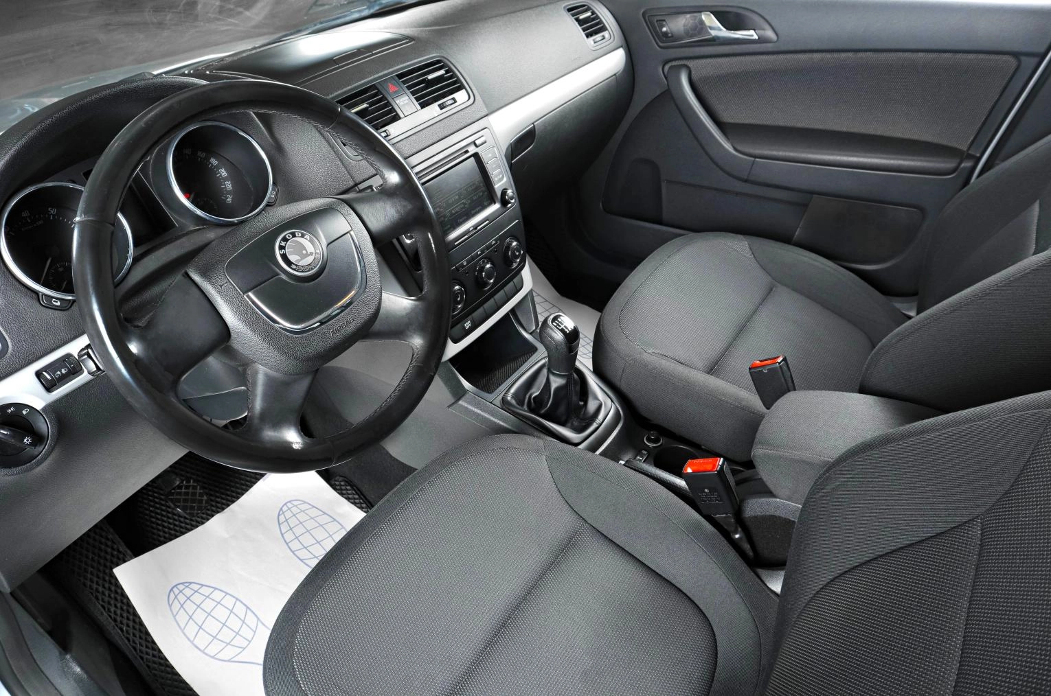 Skoda Yeti 7 из 16