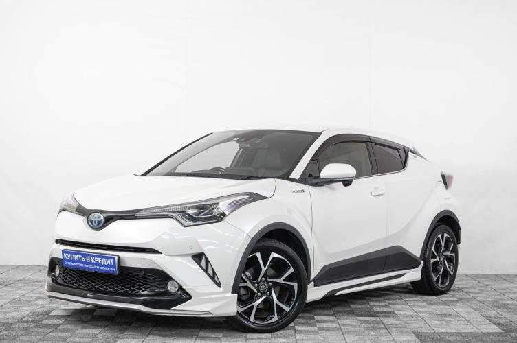 Toyota C-HR 3 из 6