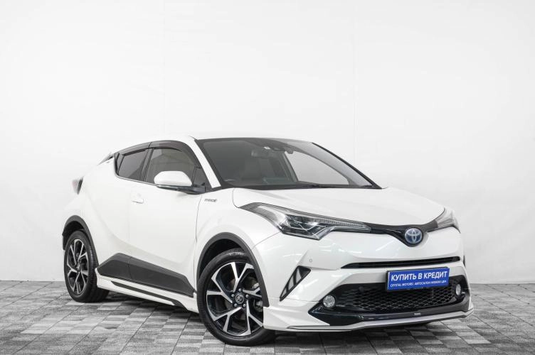 Toyota C-HR 1 из 6