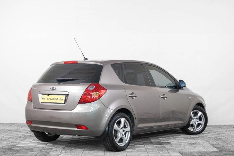 KIA cee'd 6 из 6