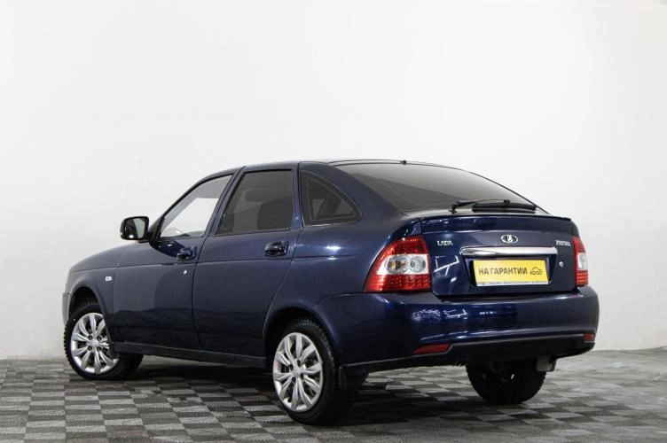 ВАЗ (LADA) Priora 4 из 6