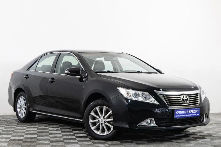 Toyota Camry 1 из 6