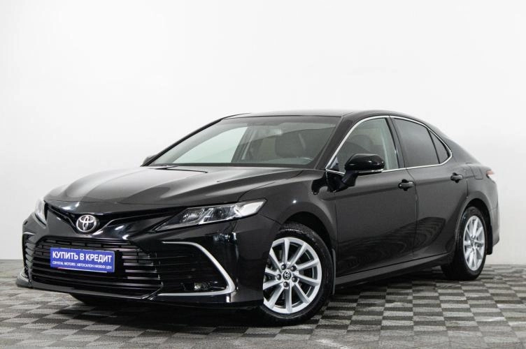 Toyota Camry 3 из 6