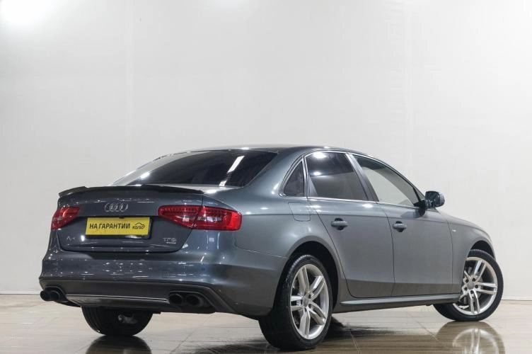 Audi A4 6 из 6