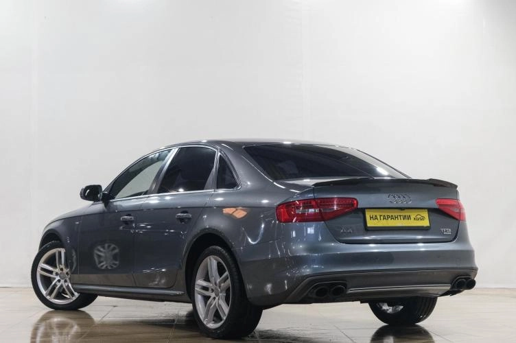 Audi A4 4 из 6