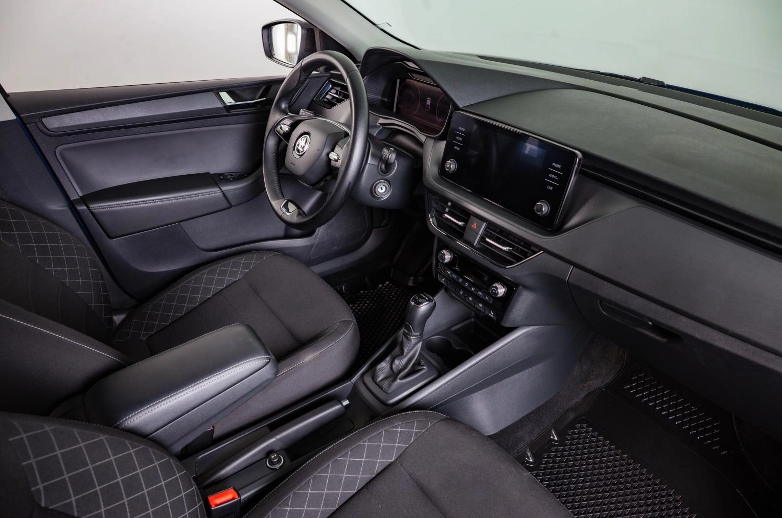 Skoda Rapid 11 из 25