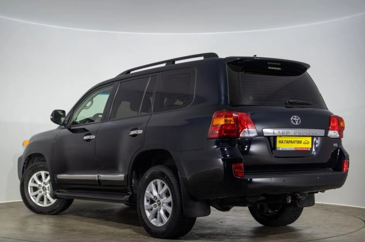 Toyota Land Cruiser 6 из 6