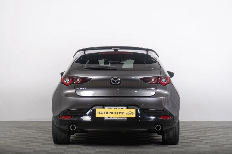 Mazda 3 4 из 6