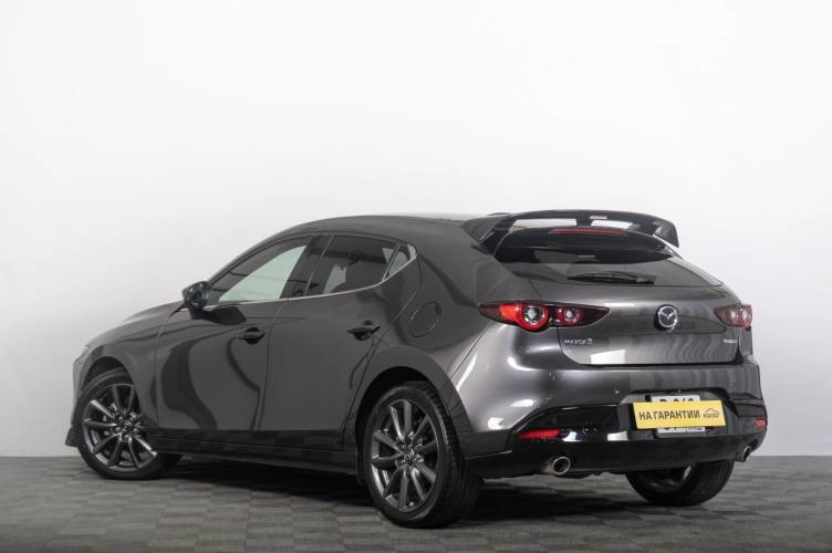 Mazda 3 5 из 6