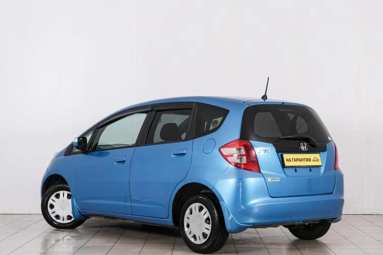 Honda Fit 4 из 6