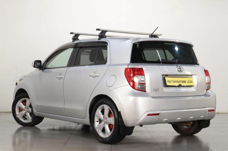 Toyota Ist 4 из 6