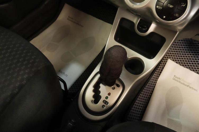 Toyota Ist 13 из 16