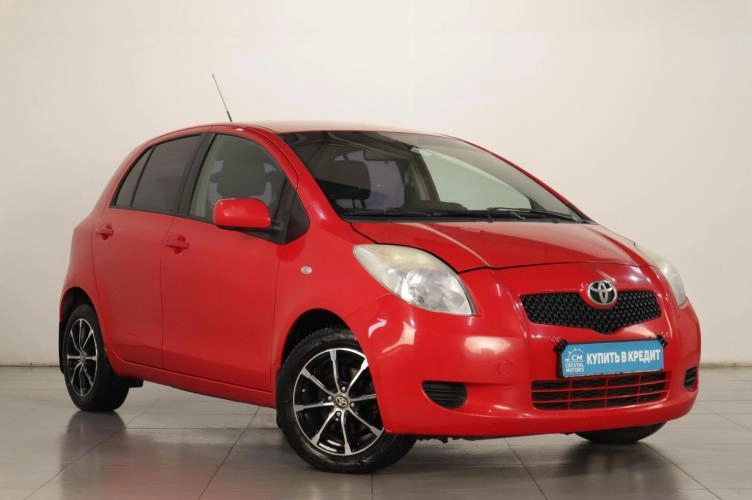 Toyota Yaris 1 из 6