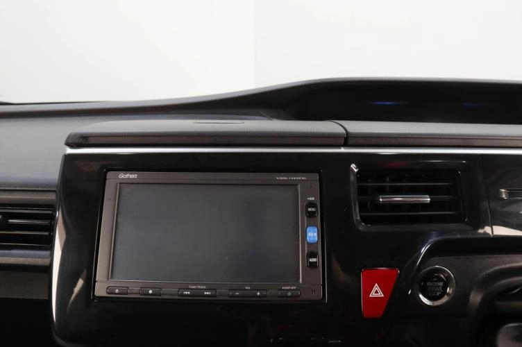 Honda Stepwgn 16 из 18