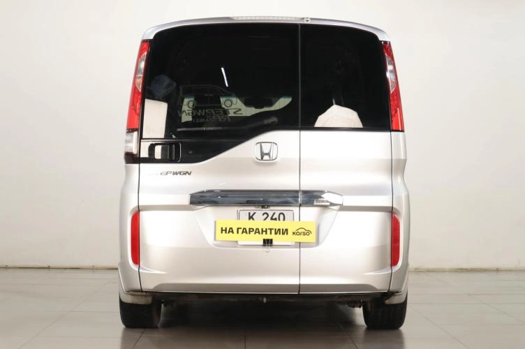 Honda Stepwgn 5 из 6