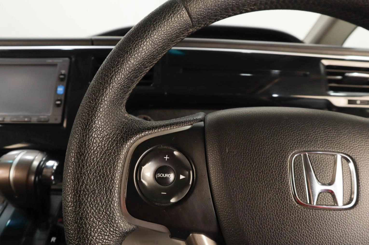 Honda Stepwgn 11 из 18